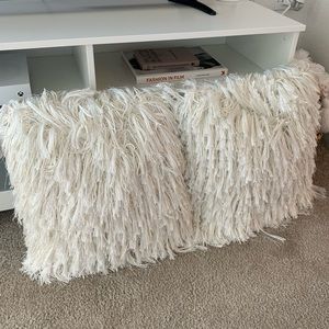 White shag pillows set of 2